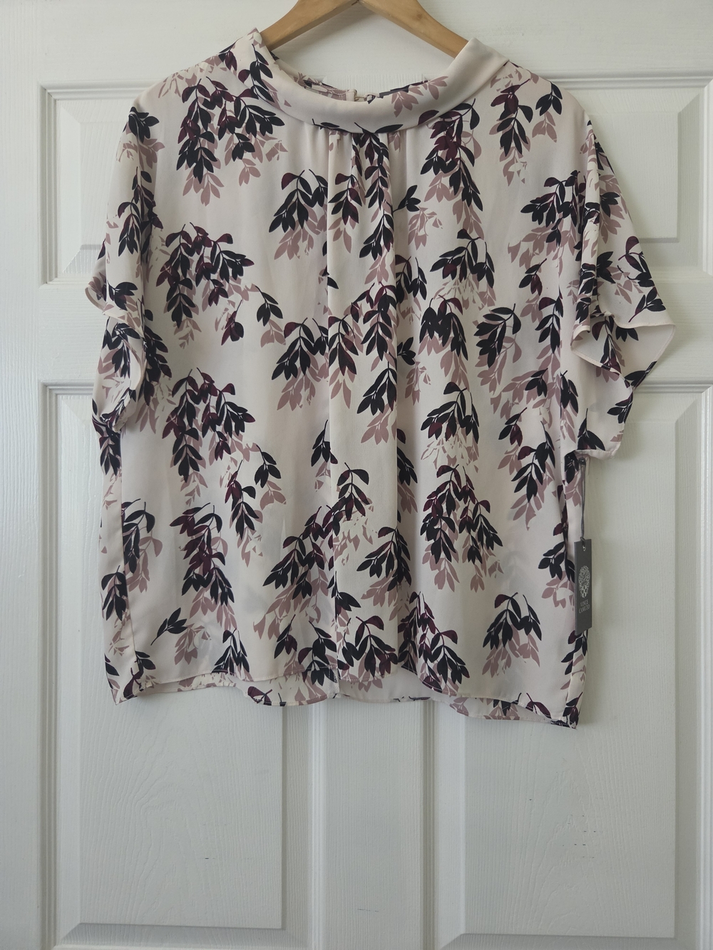 NWT Vince Camuto Pink Blouse with Black & Mauve Leaf Print Women's XL